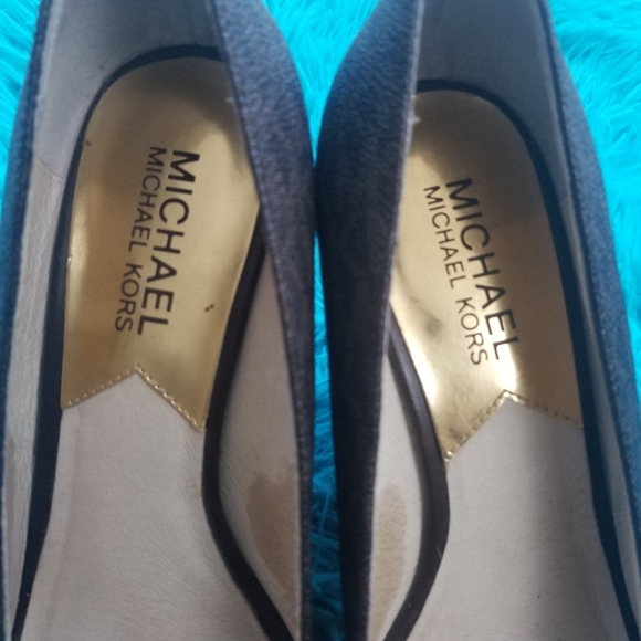 Michael Kors shoes - Picture 2 of 7